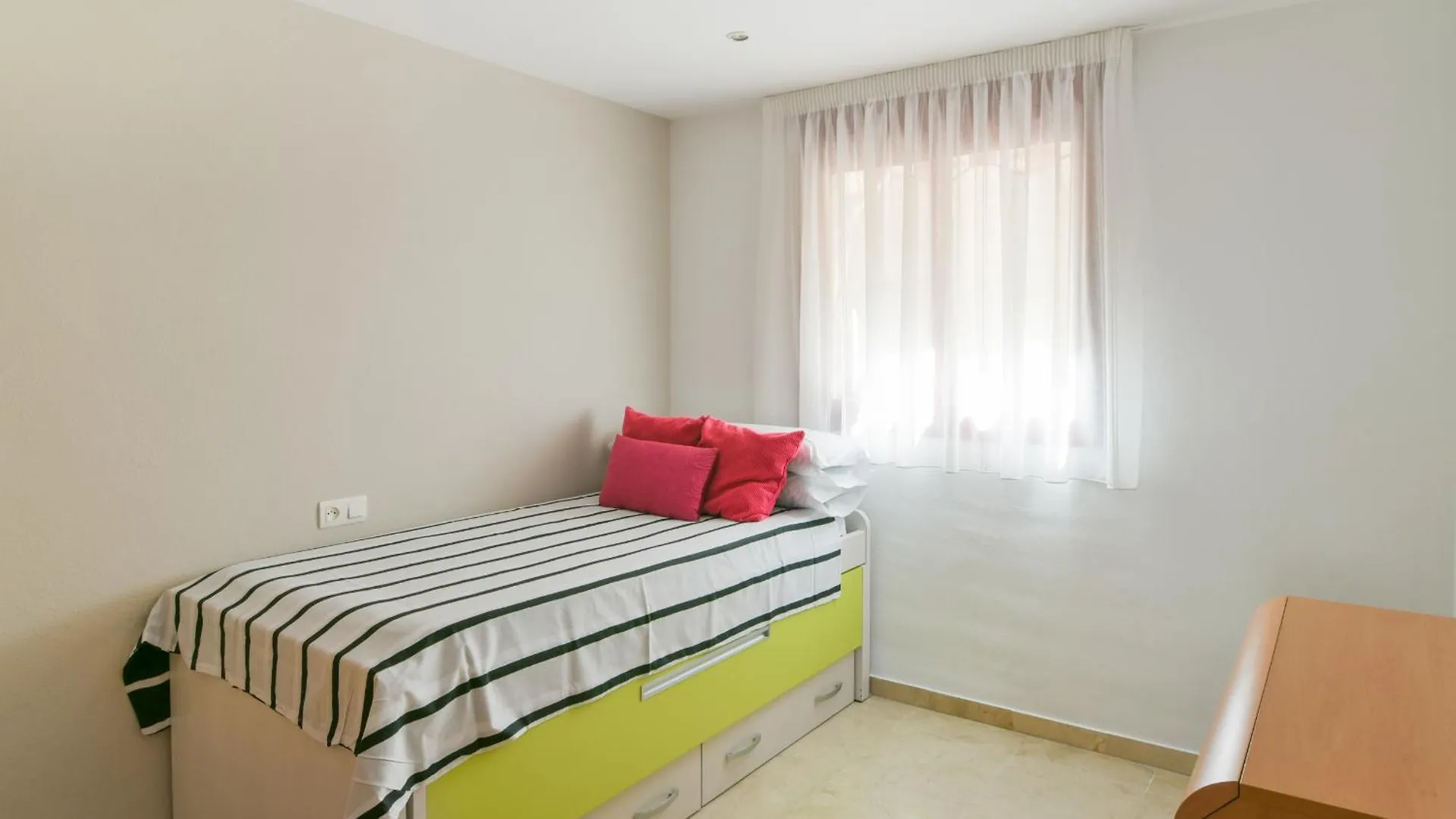 Malaga Estacion Ave Playa Apartment Spain