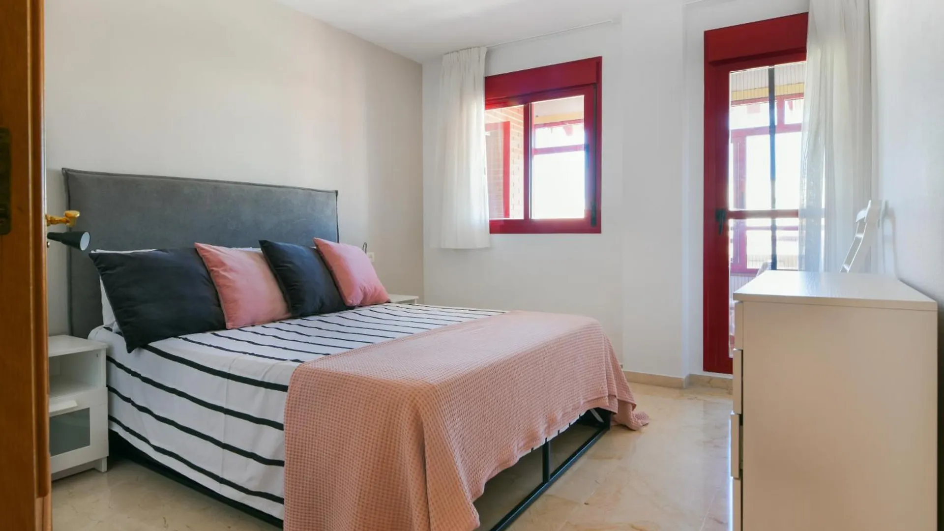 Apartamento Malaga Estacion Ave Playa