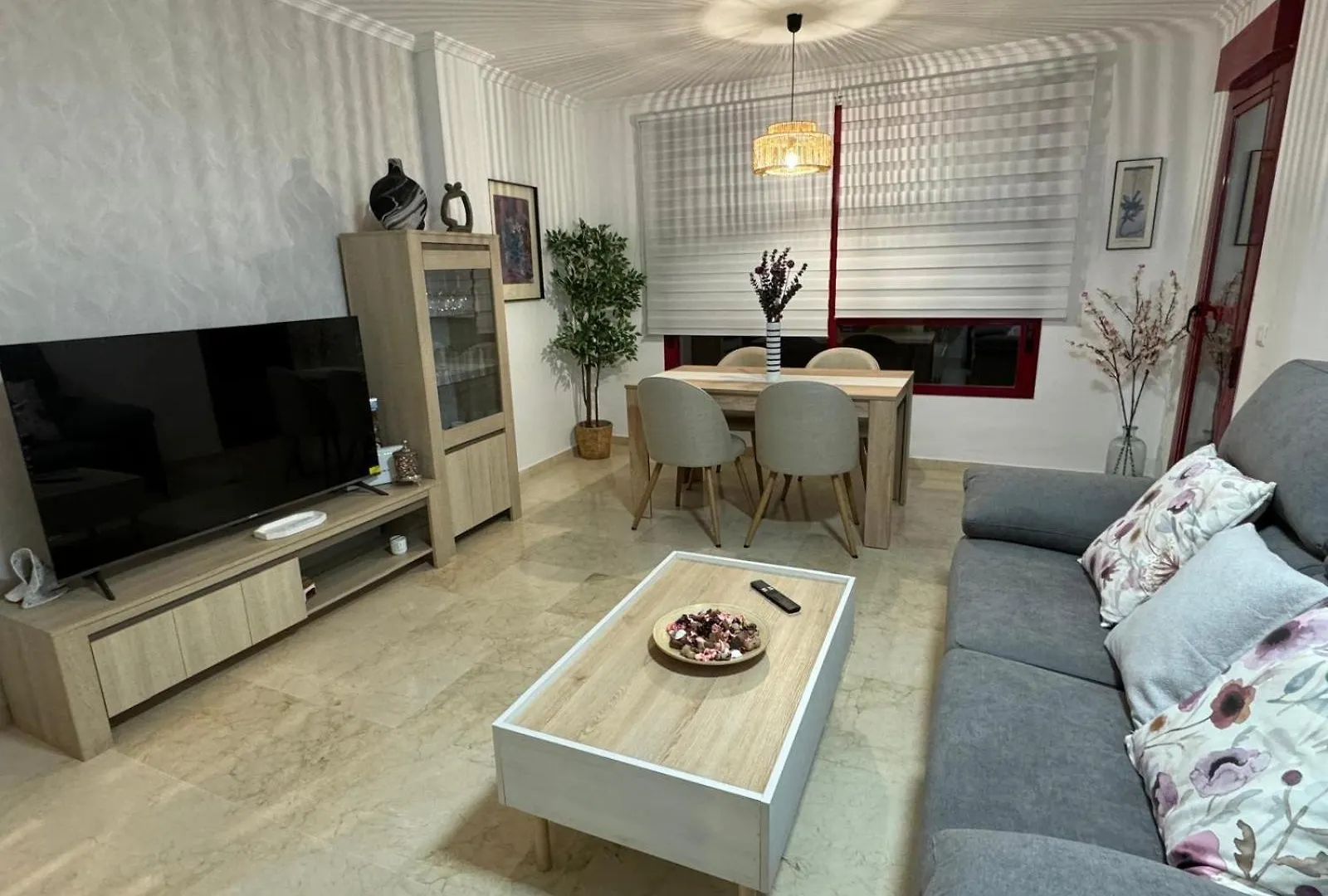 Apartamento Malaga Estacion Ave Playa 0*,