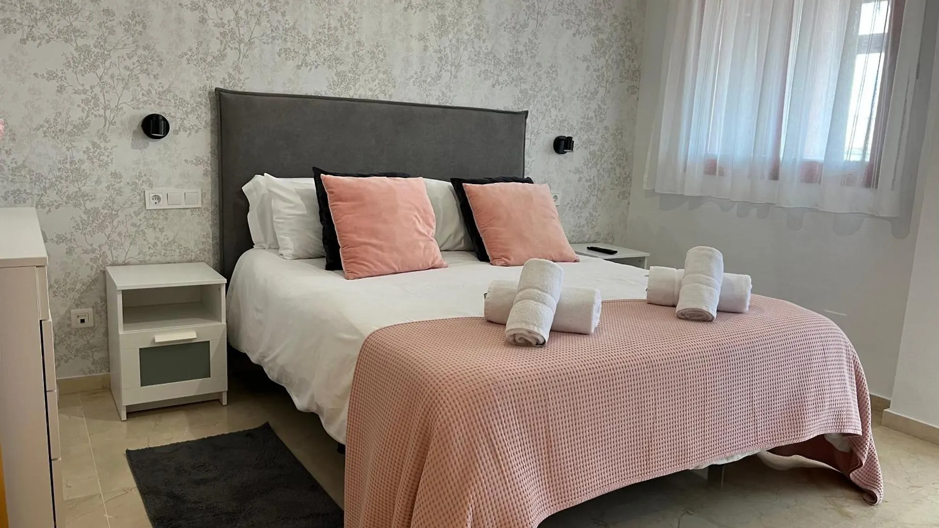 Malaga Estacion Ave Playa Apartment Spain