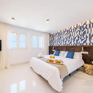 https://soho-stunning-views-comfort.hotelsinnerja.org